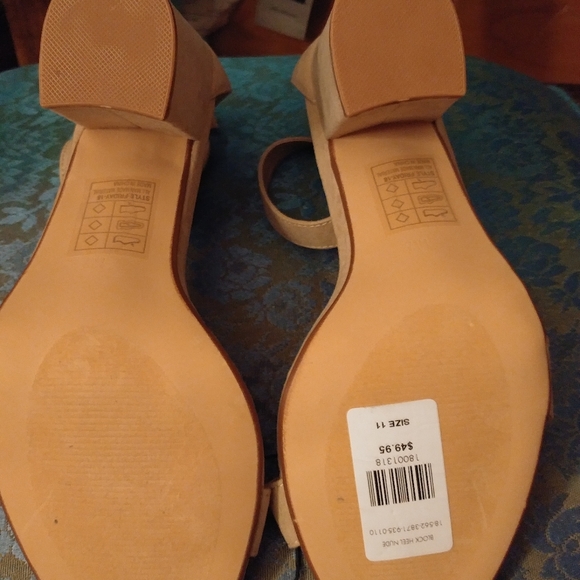 Tan block heel, size 11w - Picture 6 of 8